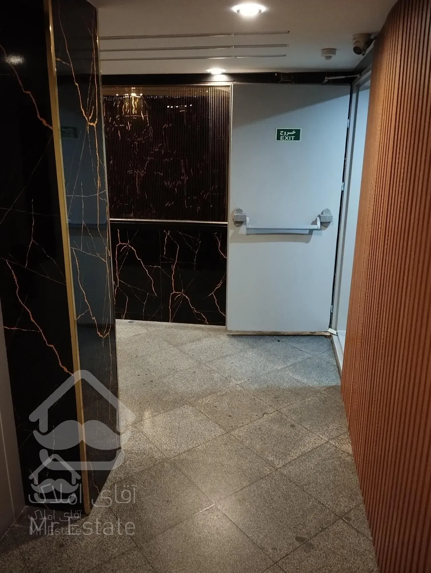 ۷۵متر/موقعیت اداری/نگین جردن