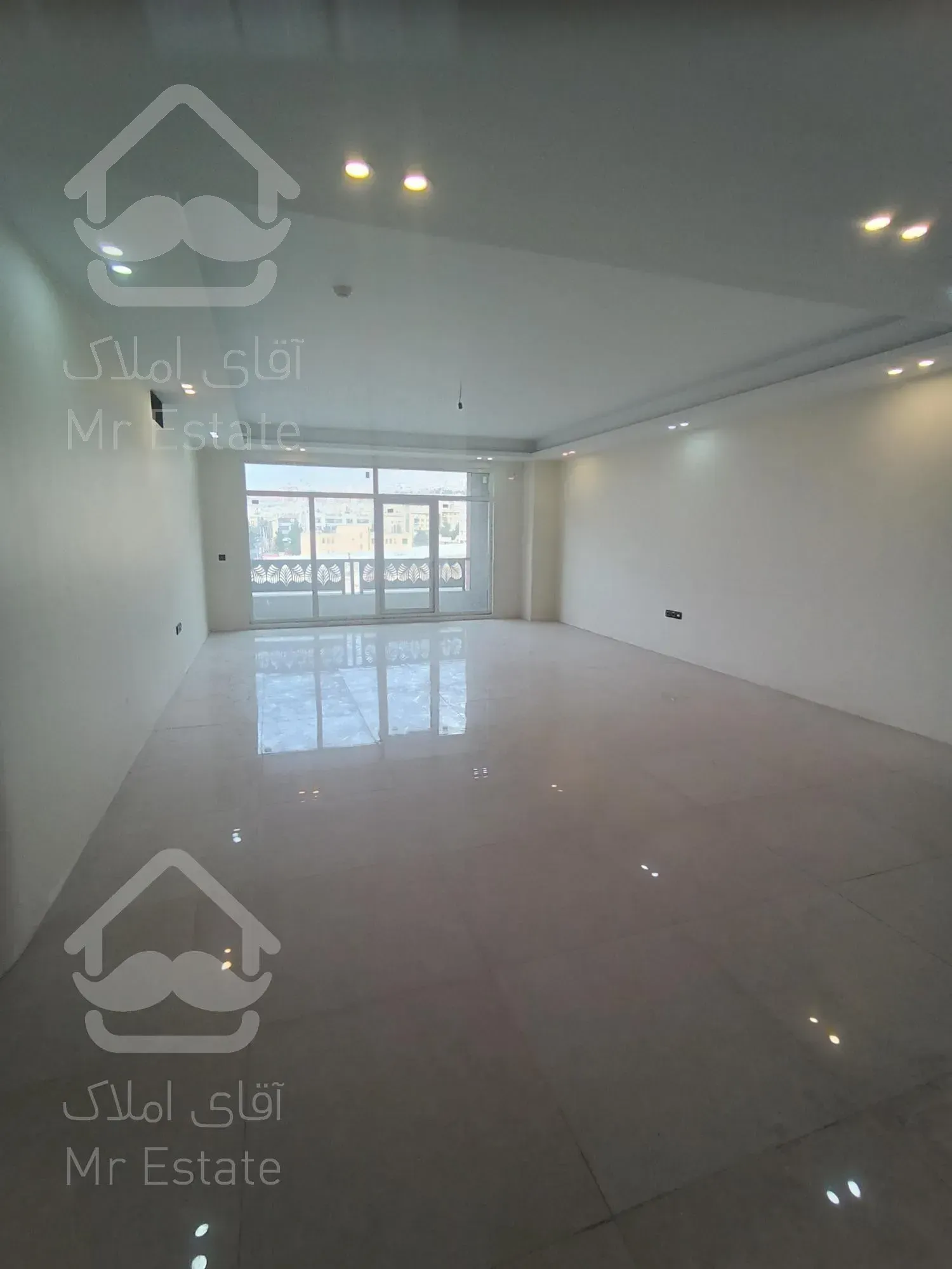 فروش واحد150 متری سه خواب بربلوار اصلی