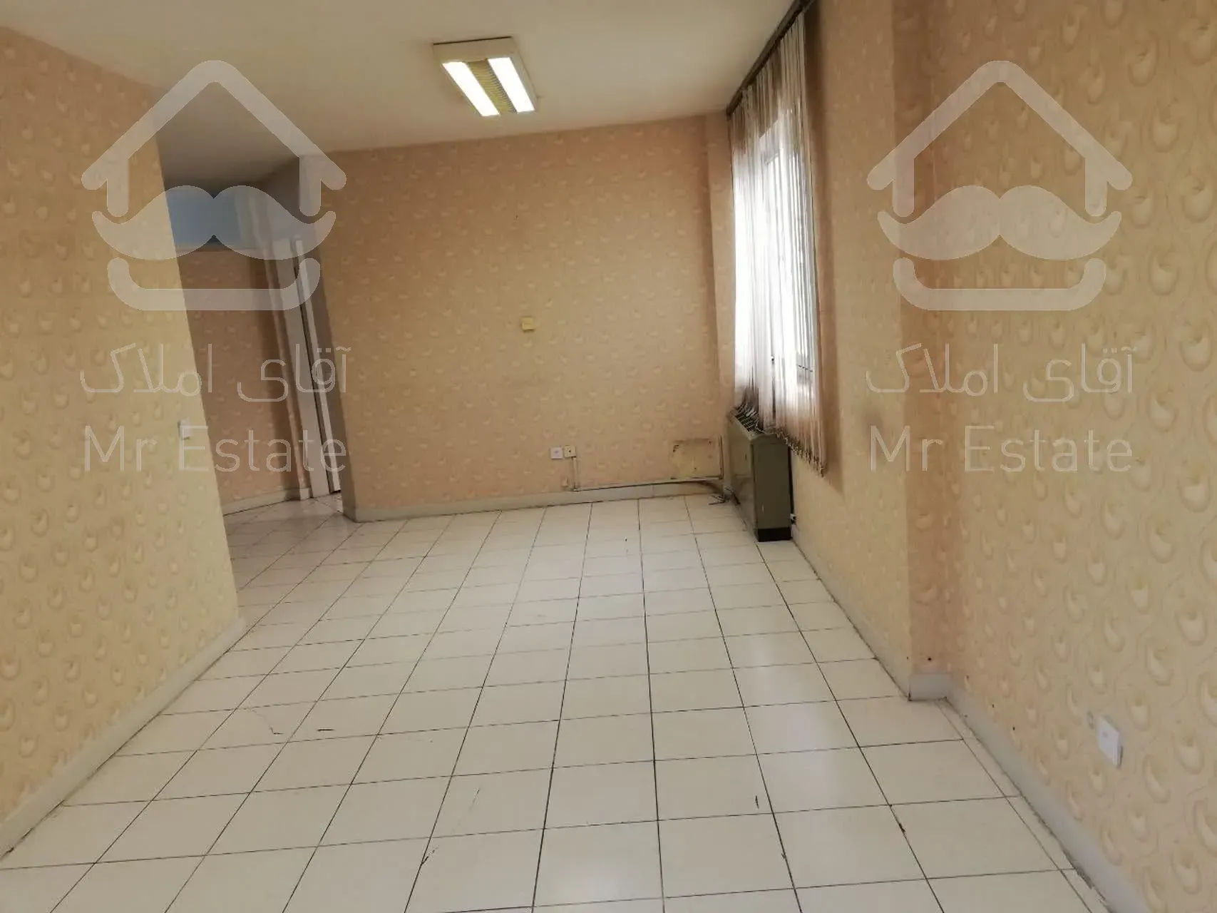 ۱۲۰ متر موقعیت اداری ۲ پارکینگ میدان ونک