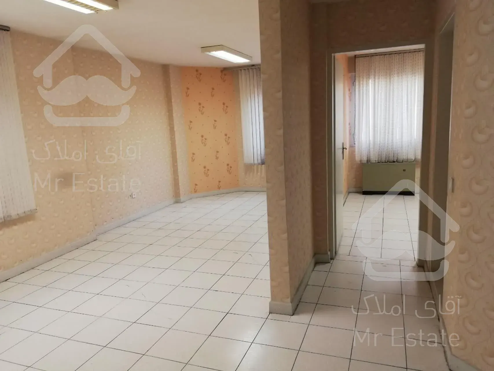 ۱۲۰ متر موقعیت اداری ۲ پارکینگ میدان ونک