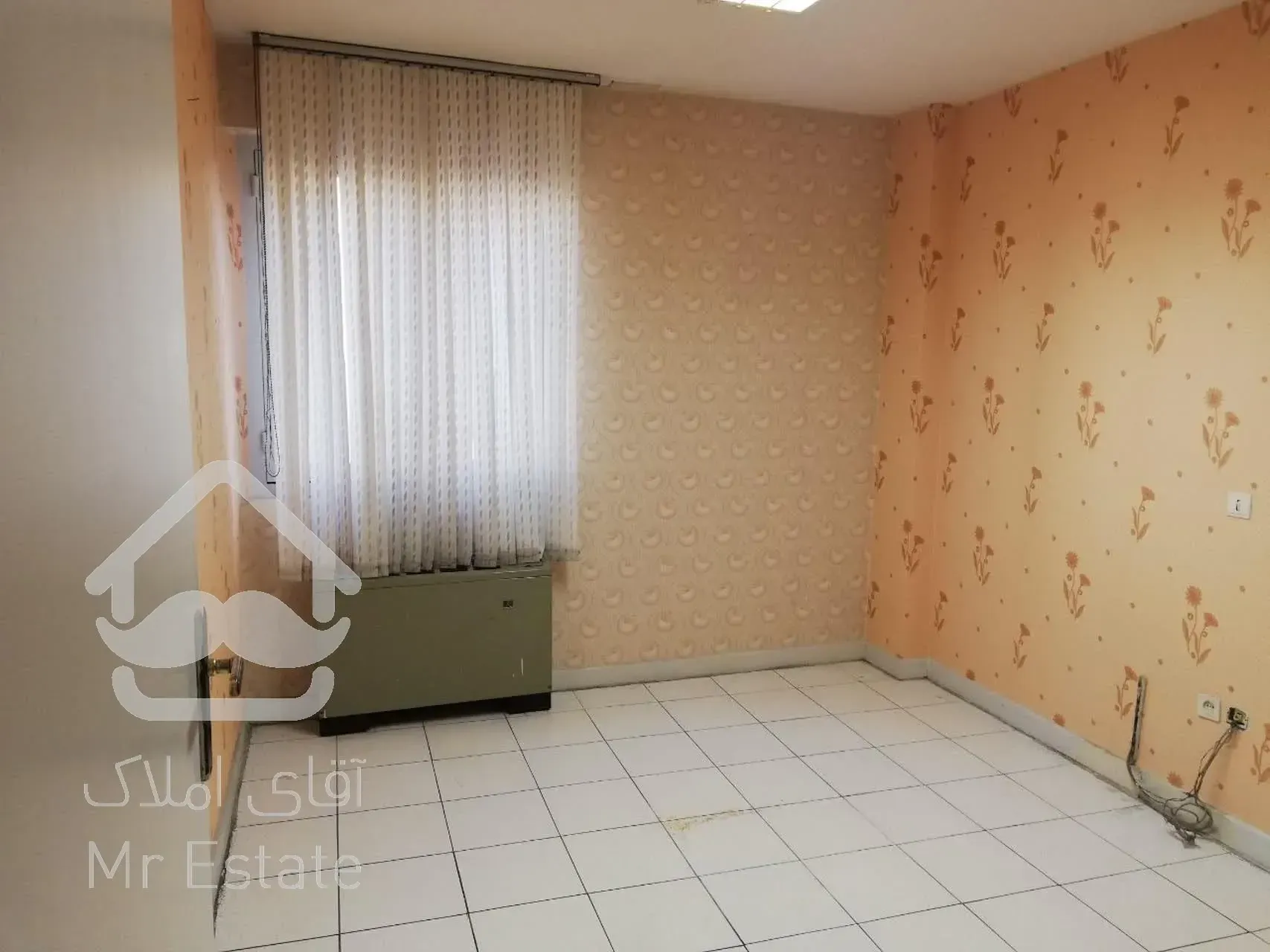 ۱۲۰ متر موقعیت اداری ۲ پارکینگ میدان ونک