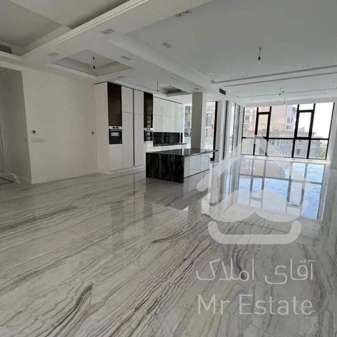 ۱۶۰متری /۳خواب/فول مشاعات /دیباجی جنوبی