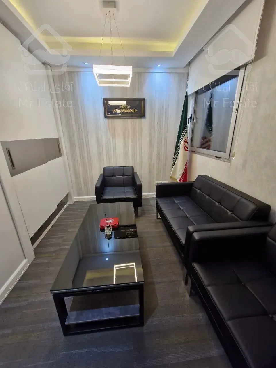 ۱۲۰ متر سند اداری ویو ابدی چند قدمی میدان ونک