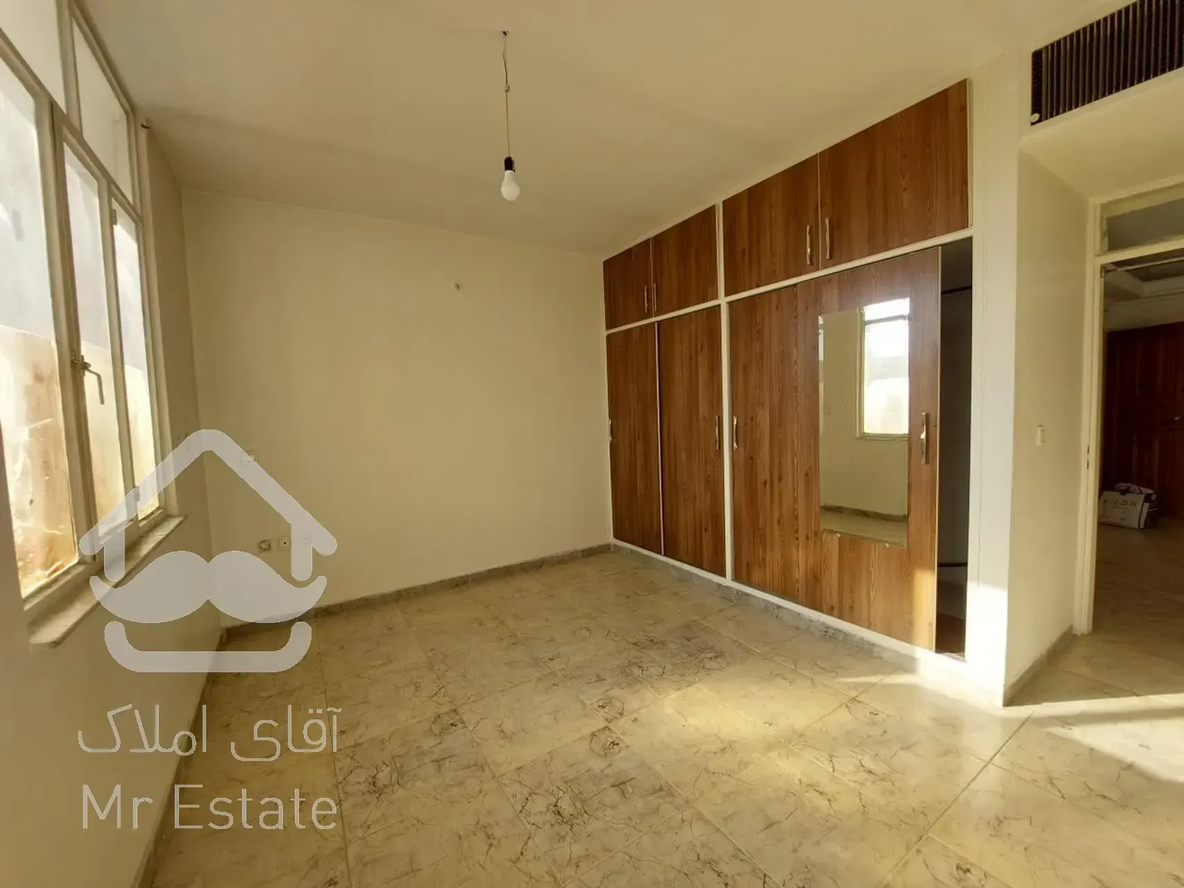 اجاره فوری آپارتمان ۱۲۰ متری.تخلیه و آماده تحویل