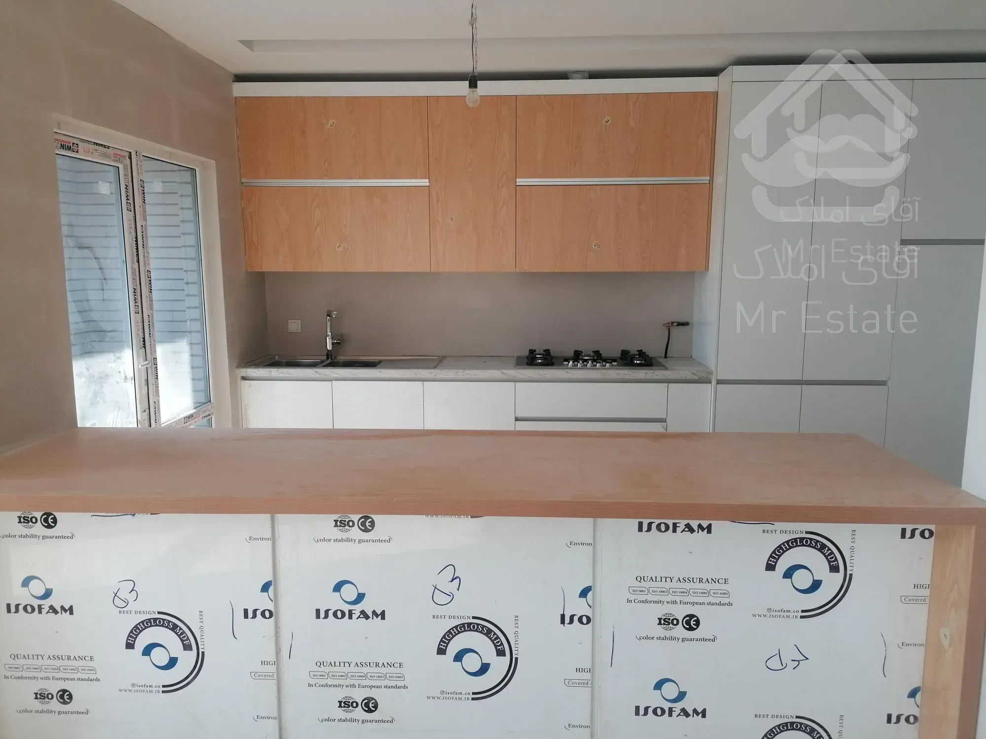 شهرک غرب 200 متر نوساز کلید نخورده