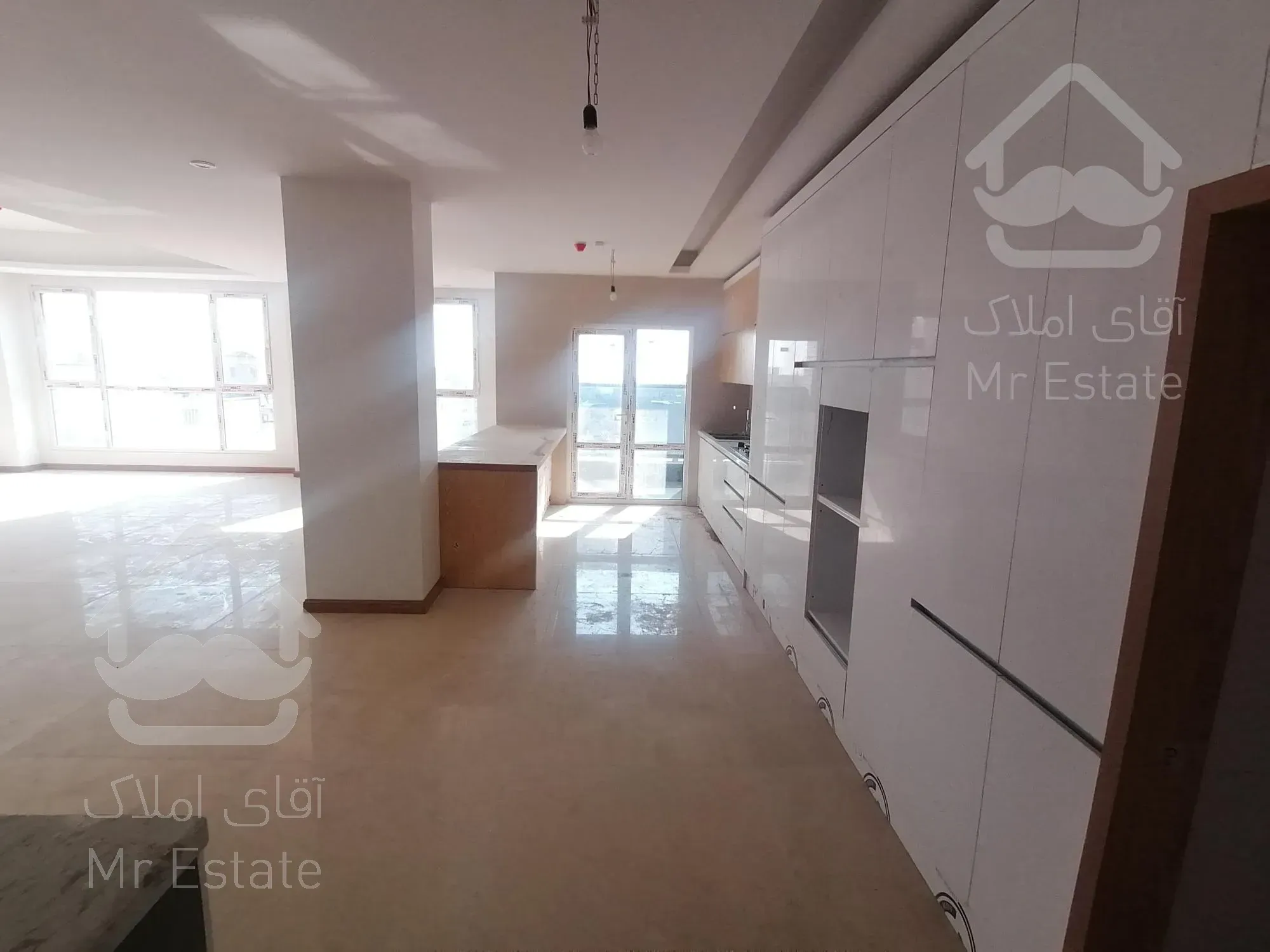 شهرک غرب 200 متر نوساز کلید نخورده