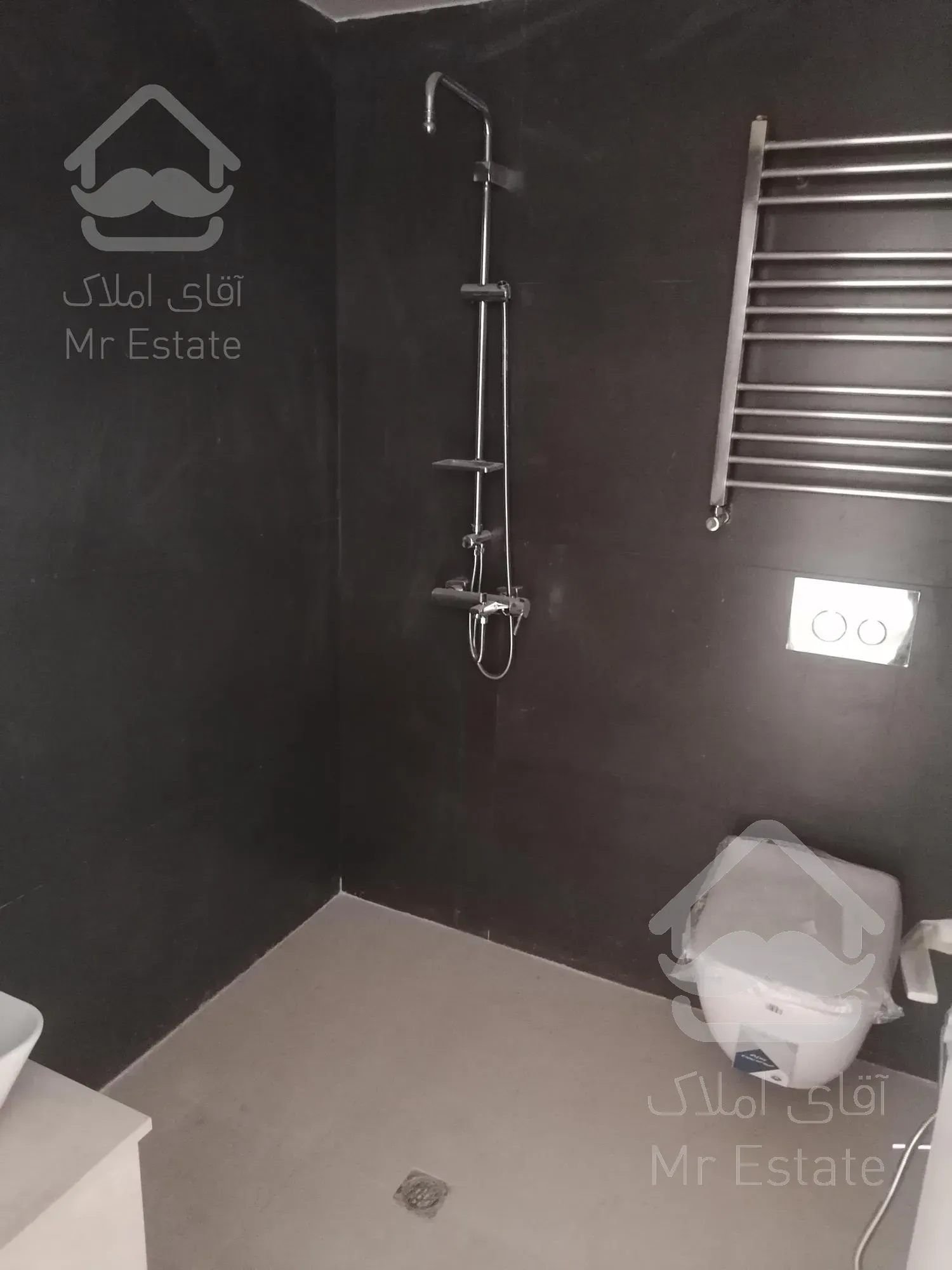 شهرک غرب 200 متر نوساز کلید نخورده