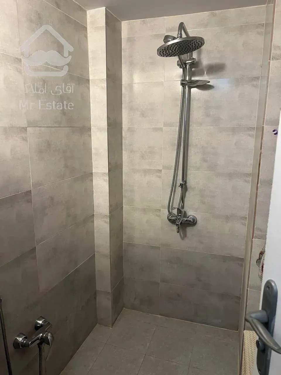 ۵۷متری، تک خواب