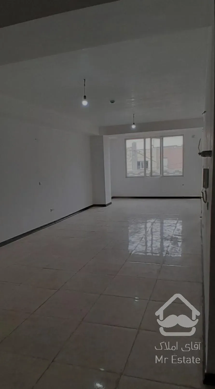 فروش آپارتمان ۱۰۲متری حیاط دار در منطقه شهریار