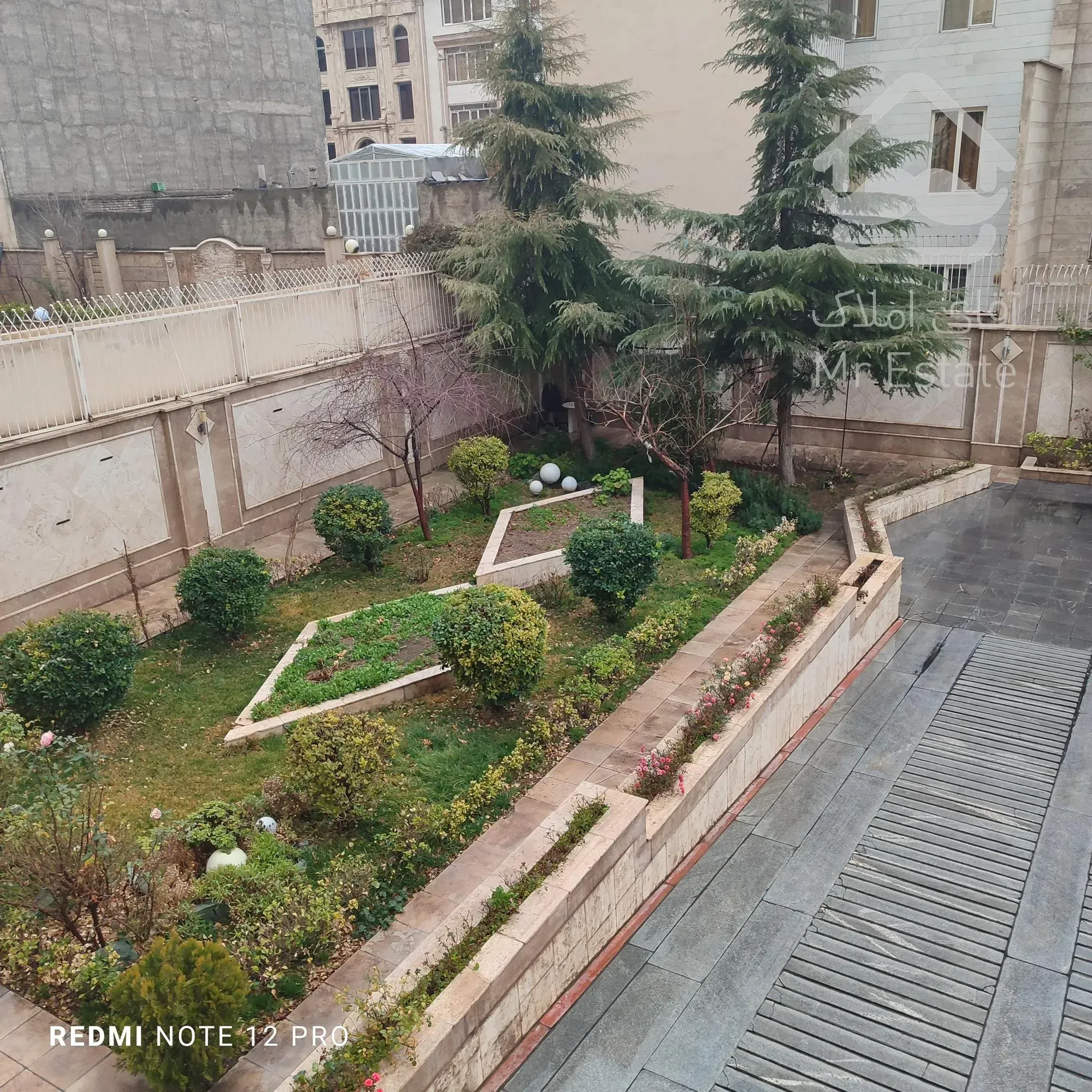 شهرک غرب ۱۰۸متر/۲خواب/۹ساله/مشاعات آبی