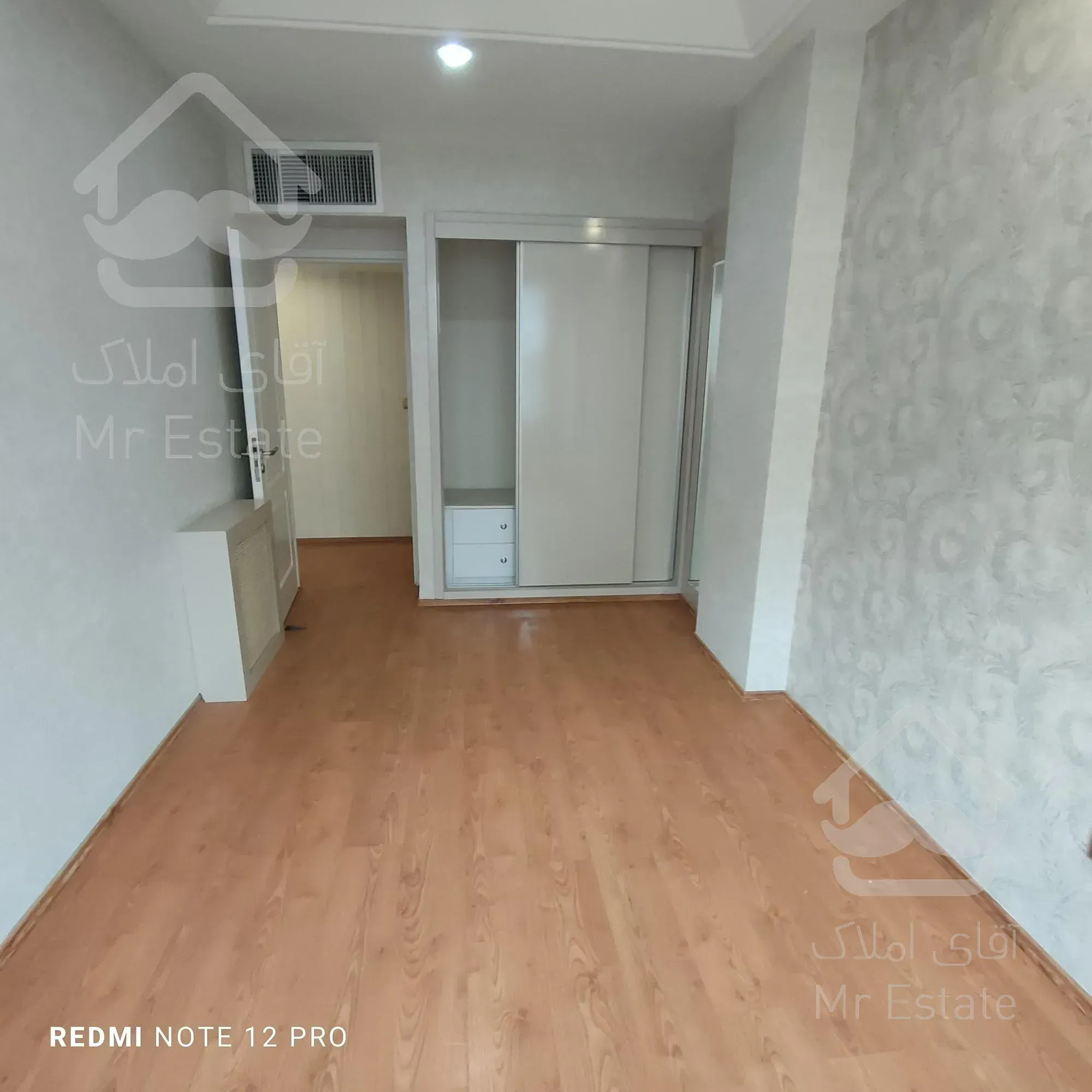 شهرک غرب ۱۰۸متر/۲خواب/۹ساله/مشاعات آبی