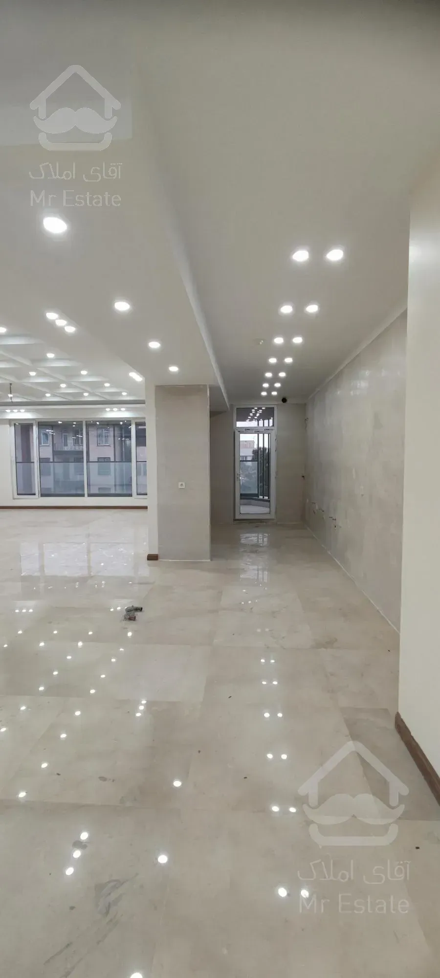 فروش واحد نوساز ۲۵۰متری/تک واحدی/بهترین لوکیشن عظیمیه