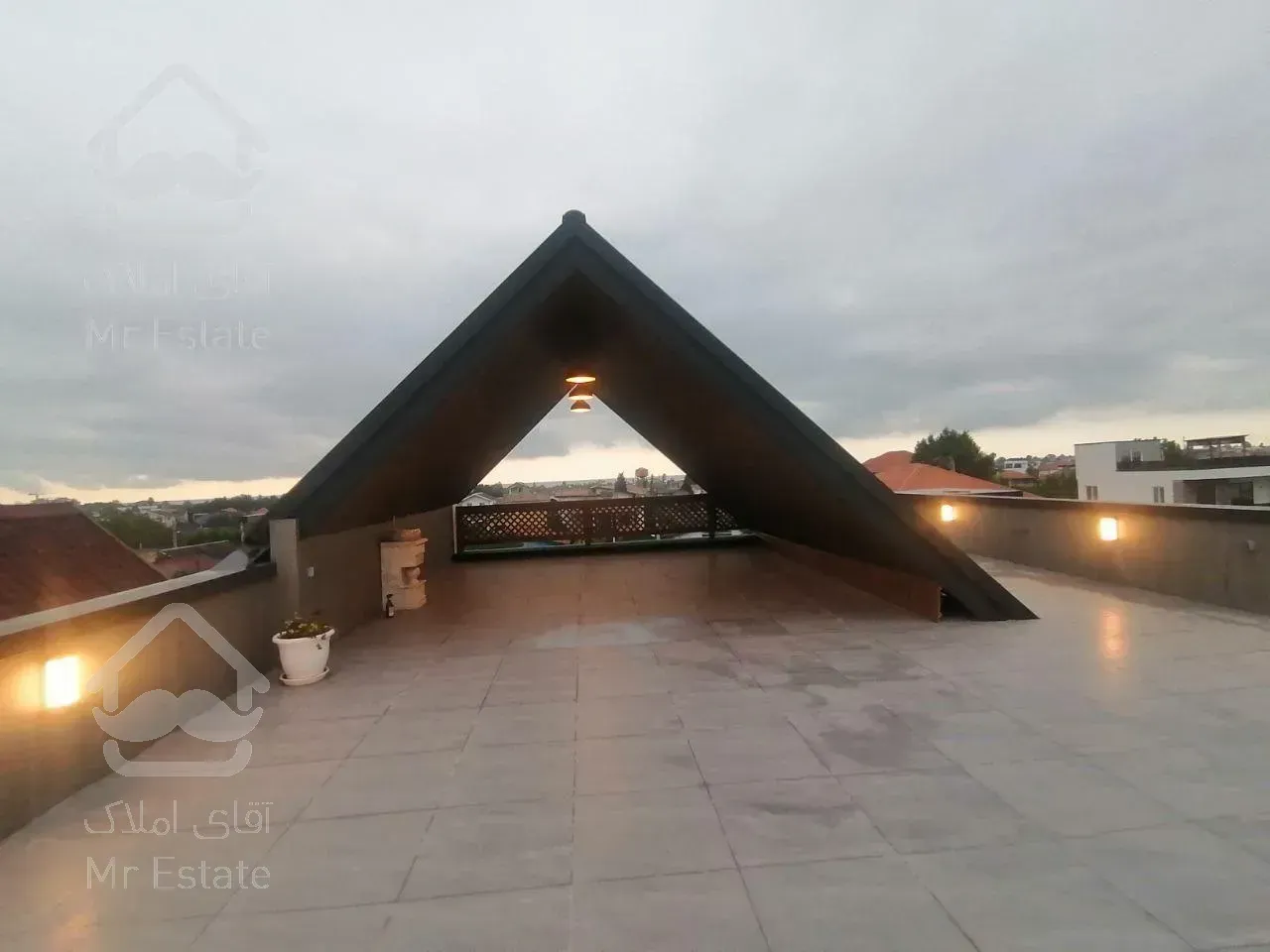 ویلا استخر دار مدارک کامل