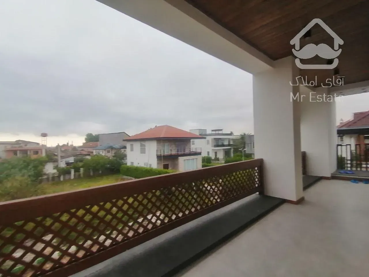 ویلا استخر دار مدارک کامل