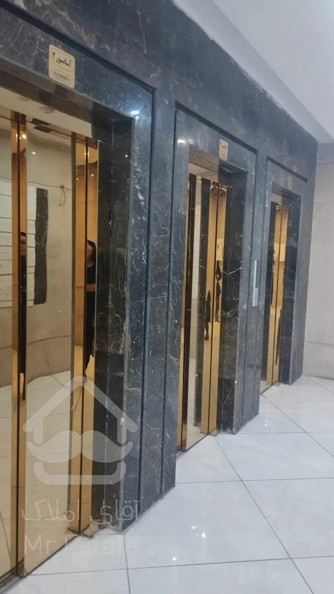 آپارتمان ۸۳متری دو خوابه زعفرانیه