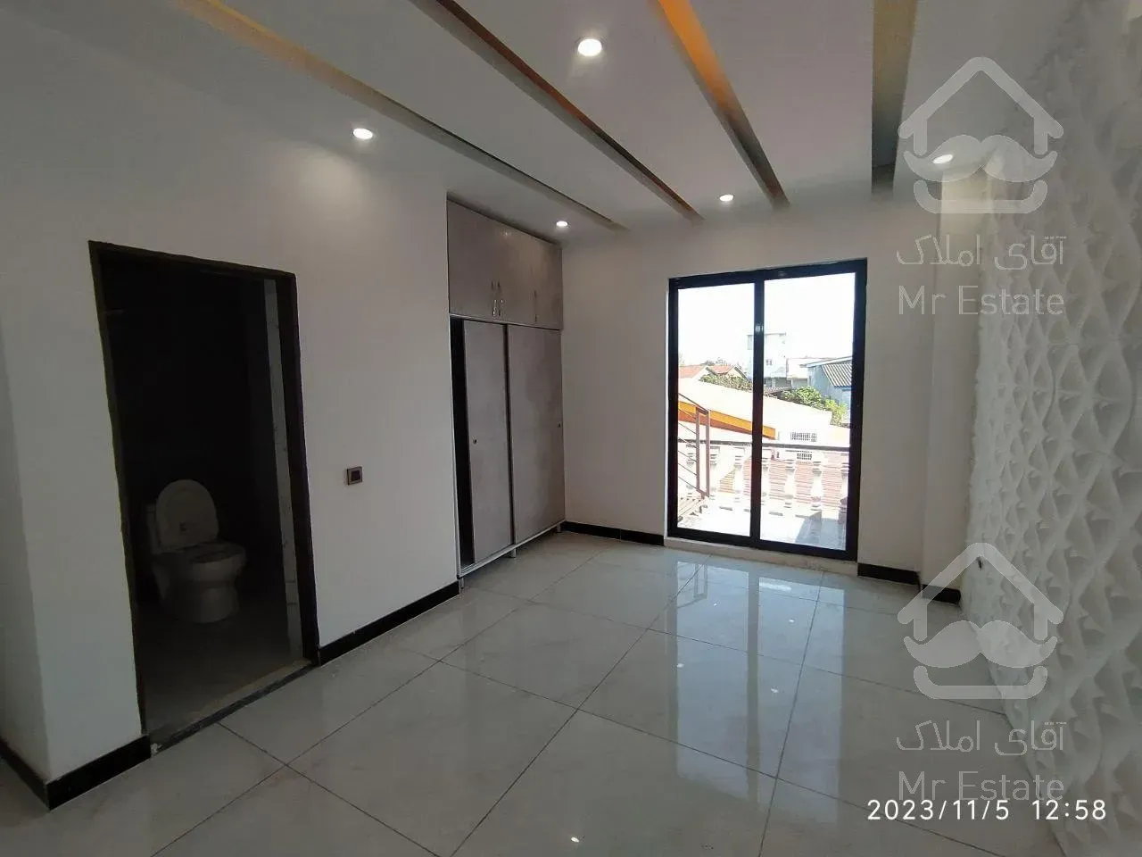 ویلا دوبلکس با روفگاردن ویو دلباز و استخر سرپوشیده