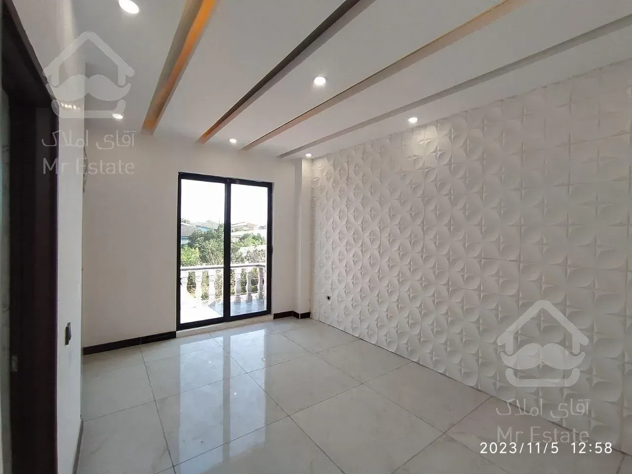 ویلا دوبلکس با روفگاردن ویو دلباز و استخر سرپوشیده