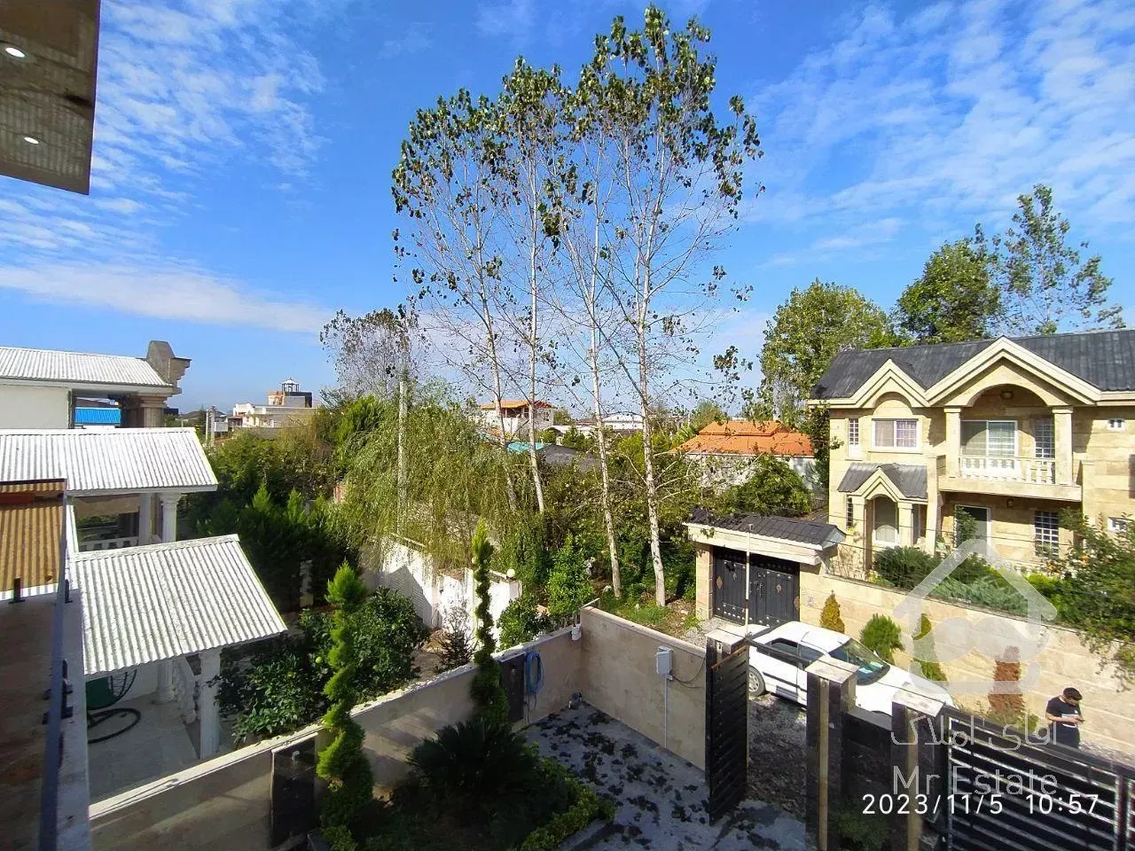 ویلا دوبلکس/آتشکده و نشیمن گاه در روفگاردن ویو دلباز