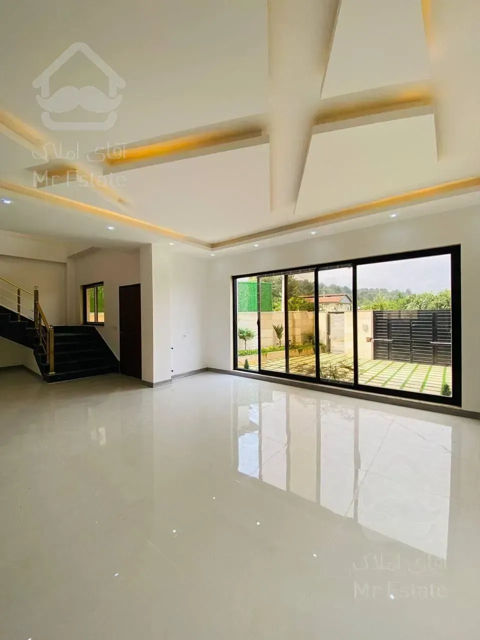 ویلا دوبلکس ۴۵۰متری در چمستان