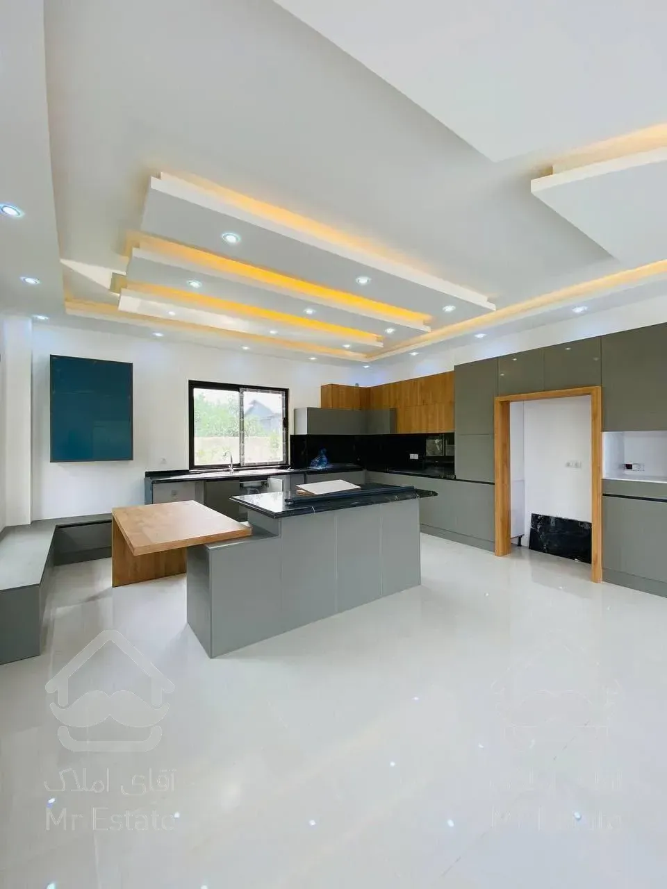 ویلا دوبلکس ۴۵۰متری در چمستان