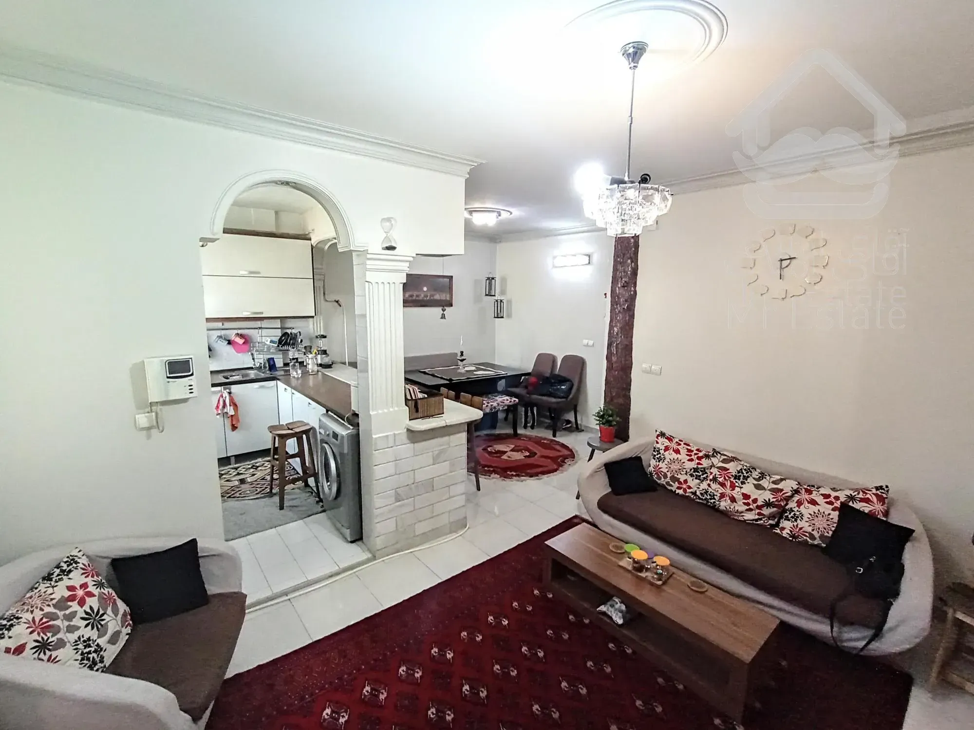 ۵۱متر شیکُ نقلی پارکینگ انباری میدان المپیک جوانمردان