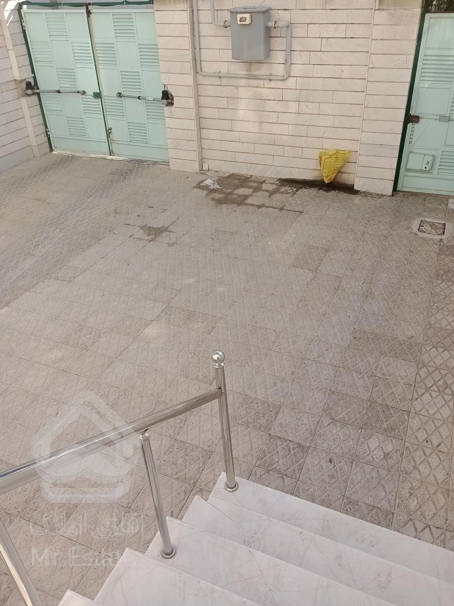 ۵۱متر شیکُ نقلی پارکینگ انباری میدان المپیک جوانمردان