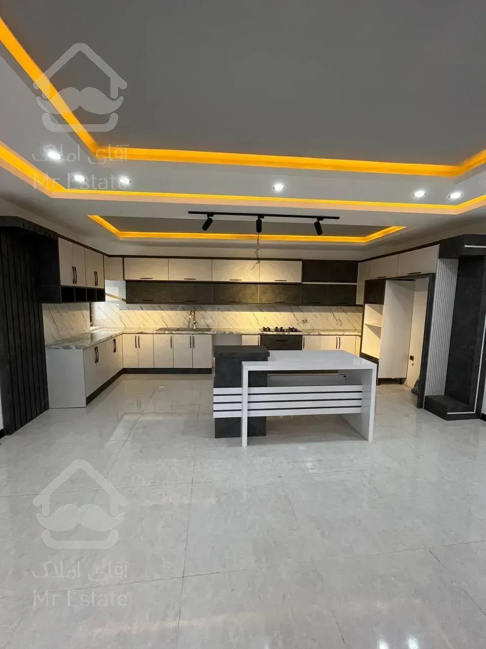 فروش ویلا تریبلکس ۲۴۰ متری در چمستان