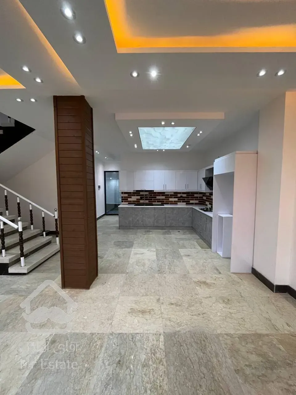 فروش ویلا تریبلکس ۳۰۰ متری در چمستان