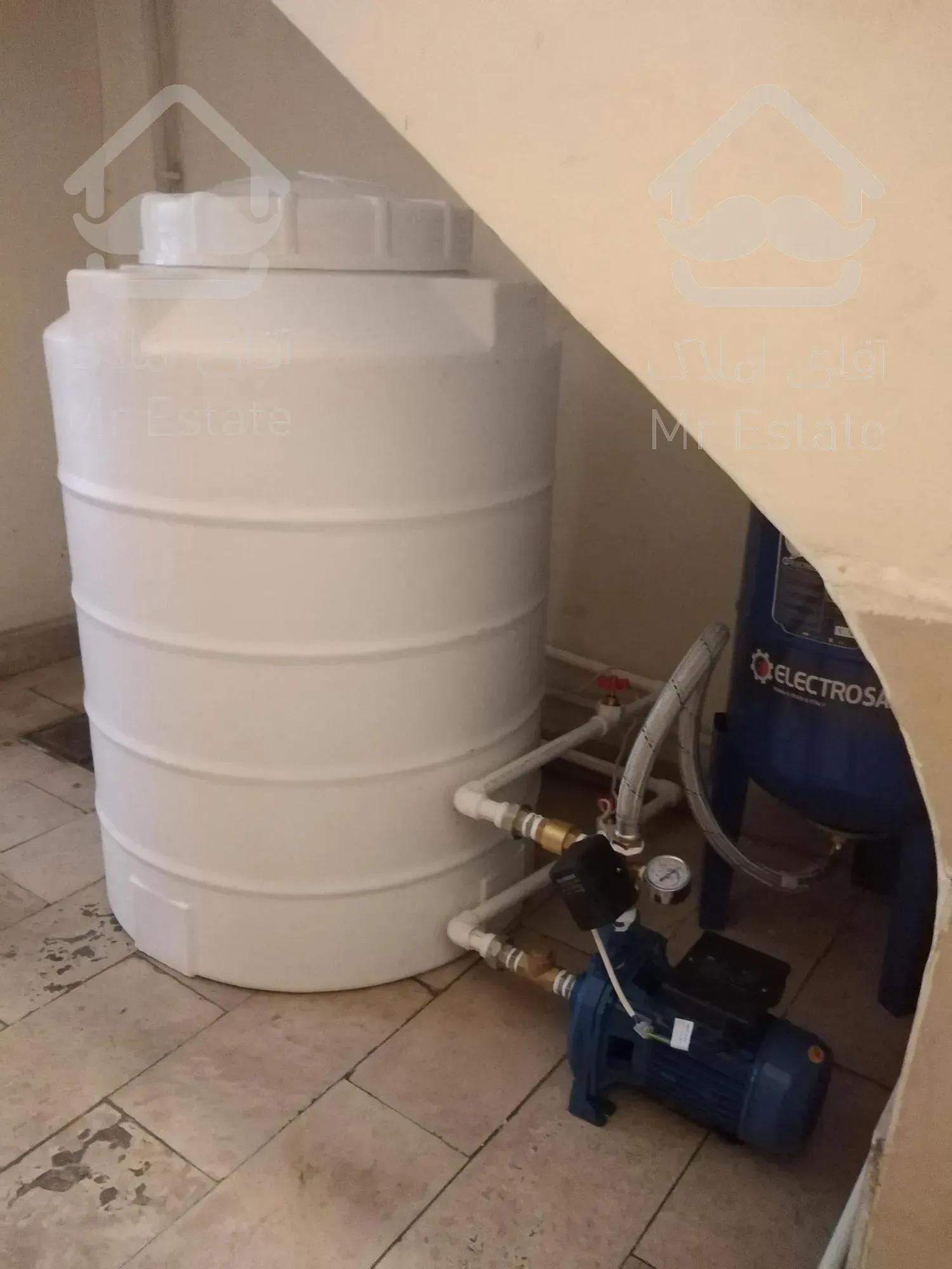 آپارتمان حیات دار