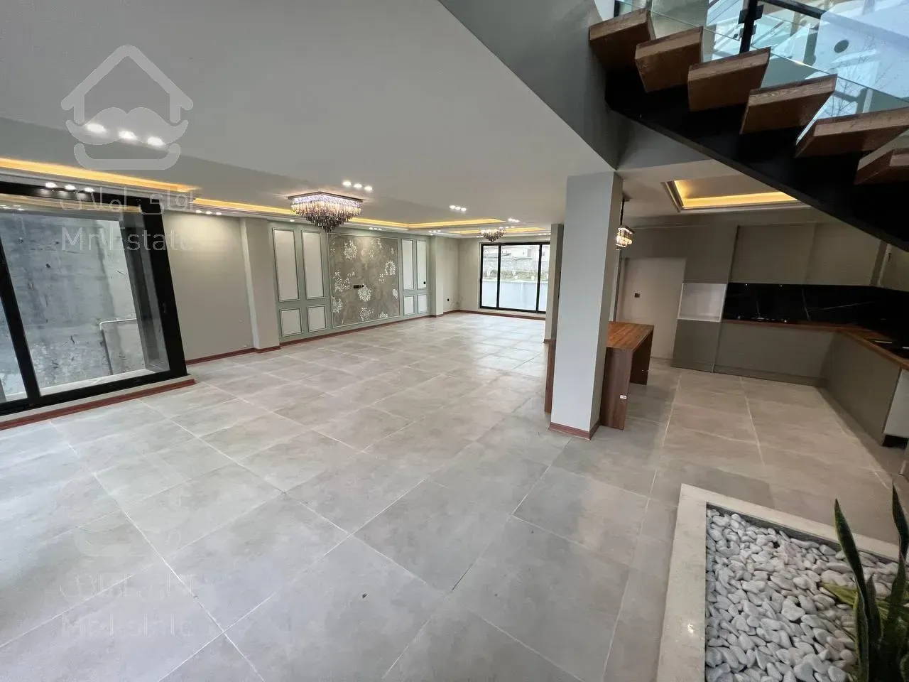 فروش ویلا تریبلکس ۴۰۰ متری در چمستان