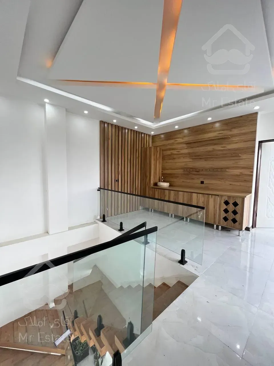 فروش ویلا تریبلکس ۳۰۰ متری در چمستان