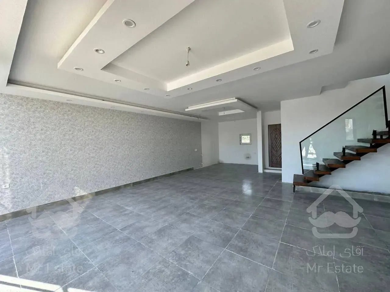 فروش ویلا تریبلکس ۲۳۰ متری در چمستان