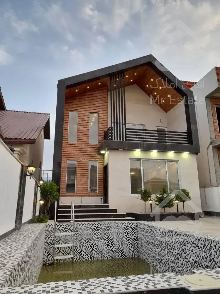 فروش ویلا دوبلکس نما مدرن ۲۴۰ متری در چمستان