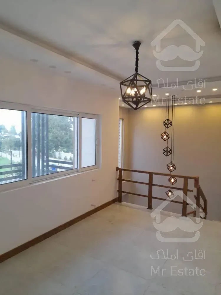 فروش ویلا دوبلکس نما مدرن ۲۴۰ متری در چمستان