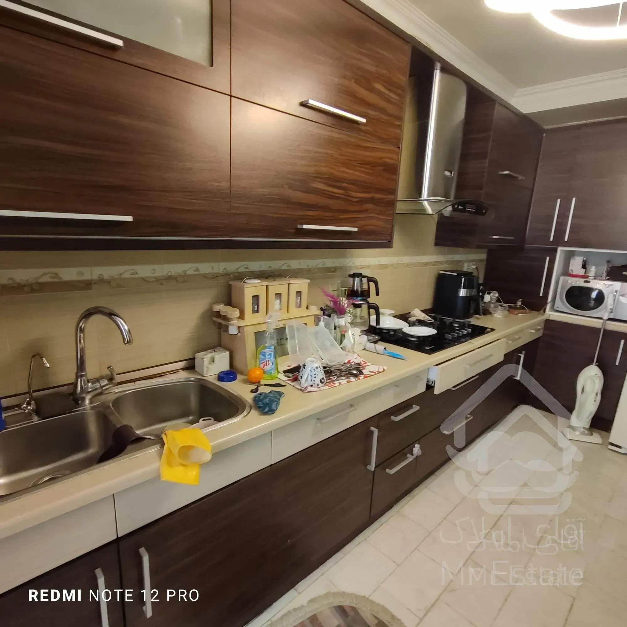 سعادت آباد ۱۳۷متر ۳خواب  تاپ لوکیشن،خوش نقشه