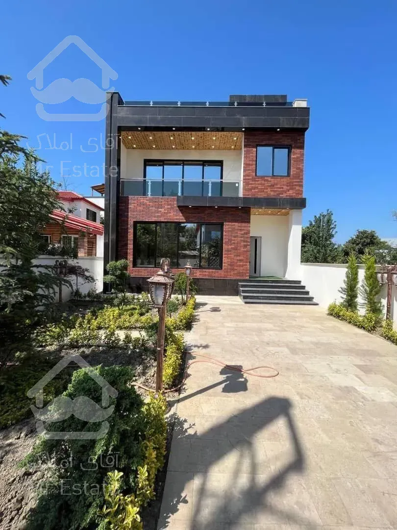 فروش ویلا تریبلکس ۲۵۰ متری در چمستان