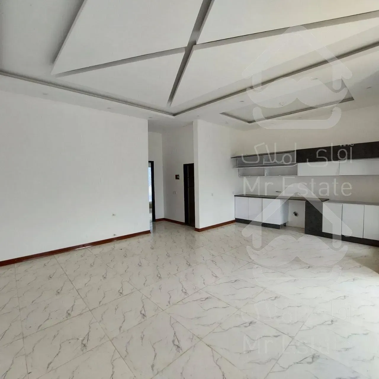 فروش ویلا فلت ۲۰۰ متری در چمستان