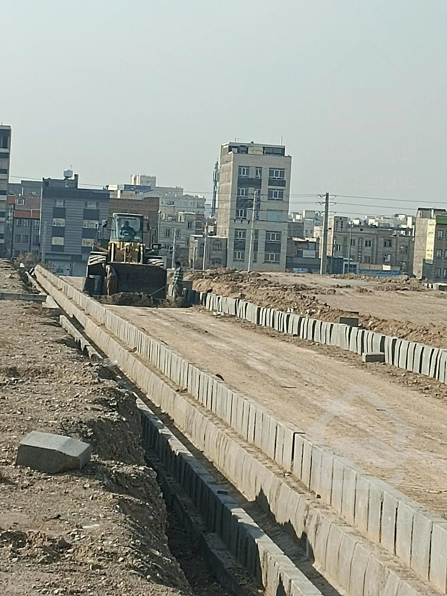 زمین های کوی بهار جنب مترو کهریزک