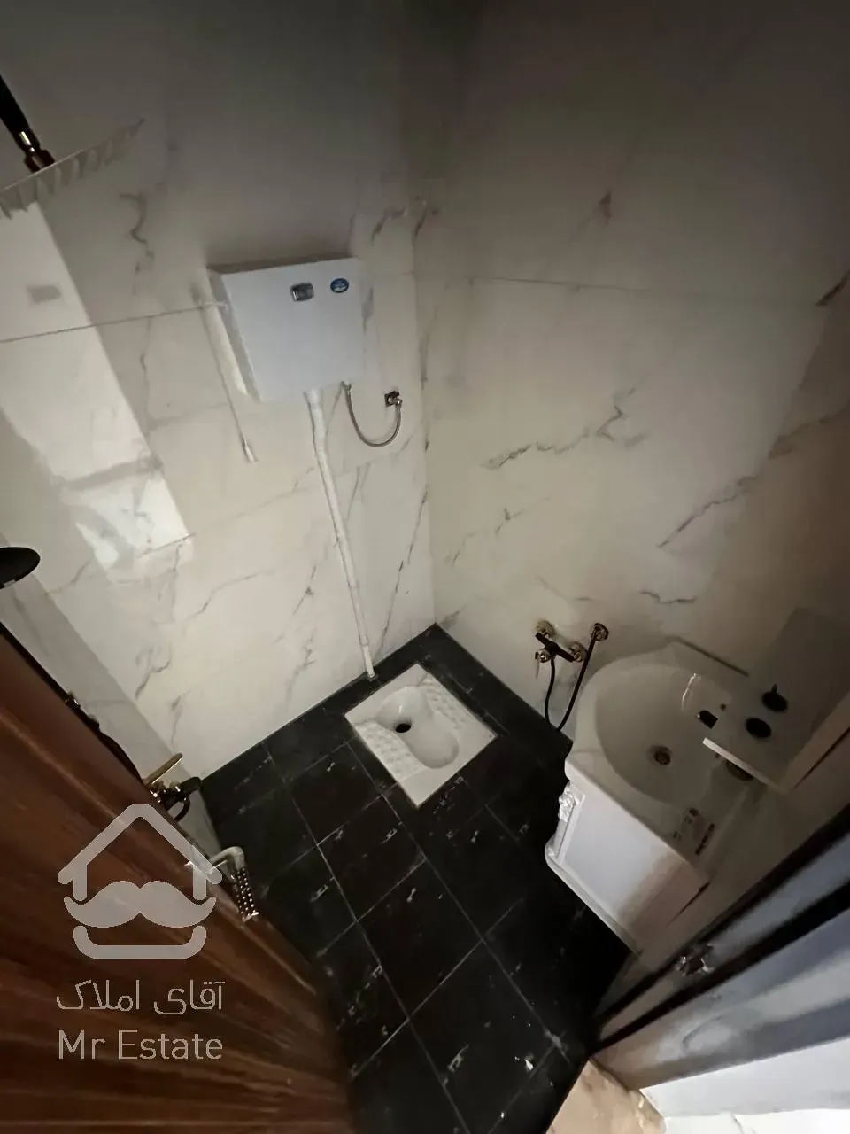 ویلا فلت کلید نخورده شیک و نوساز در بهترین منطقه