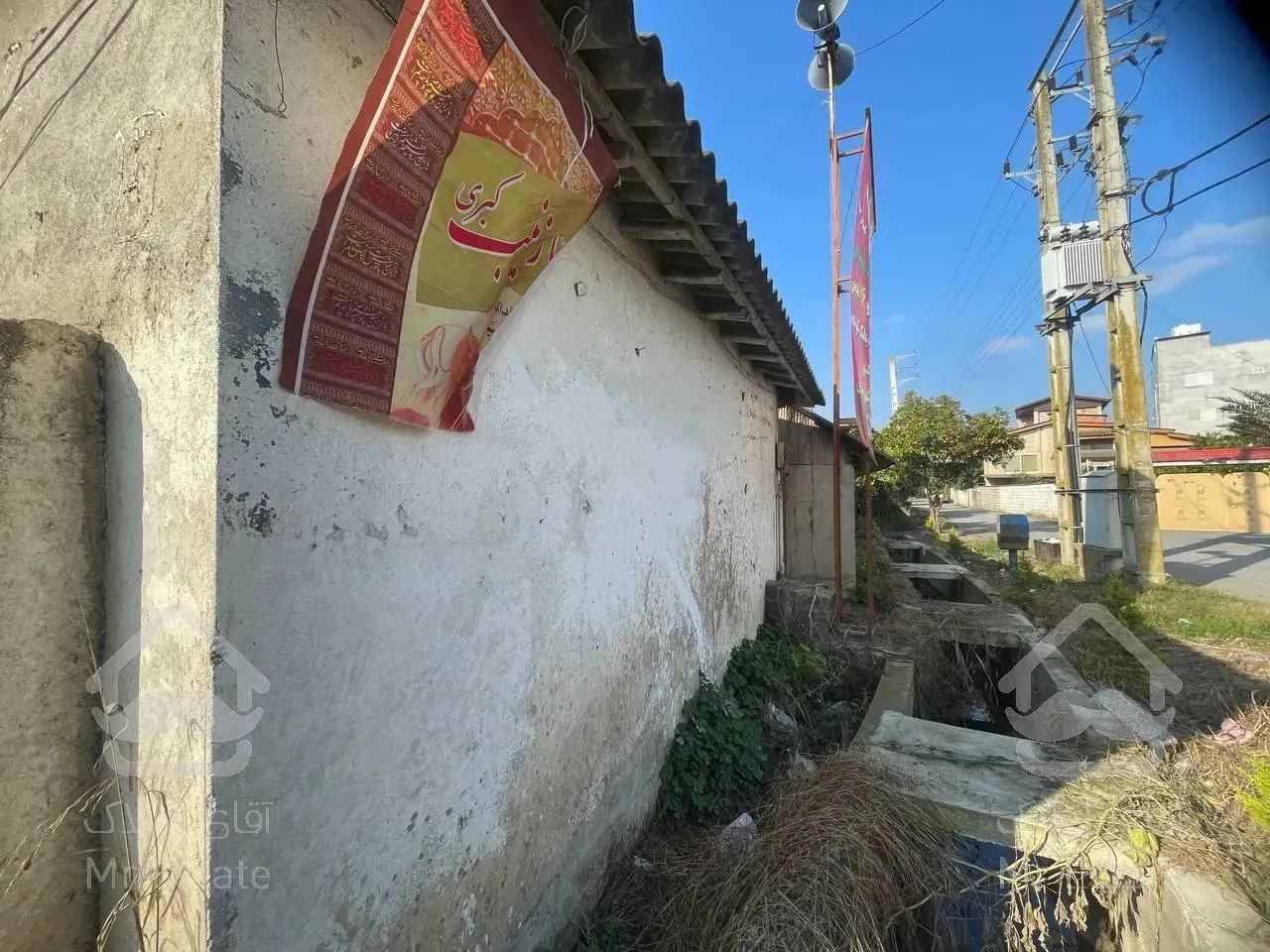 ۴۲۰متر ویلاباغ کلنگی/سند تک برگ/فوق العاده زیبا و سرسبز