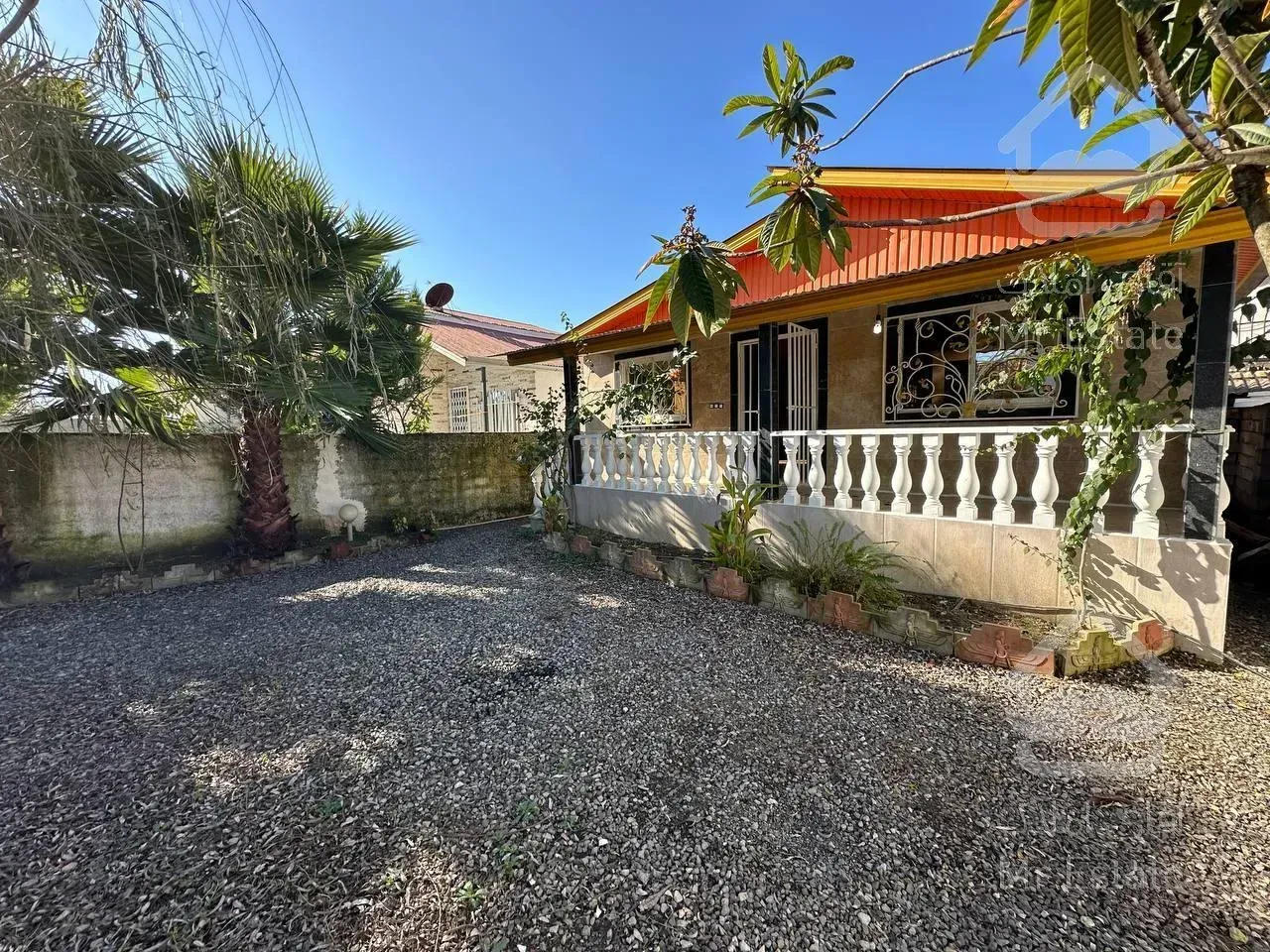 ویلا فلت دنج و با صفا/بهترین موقعیت