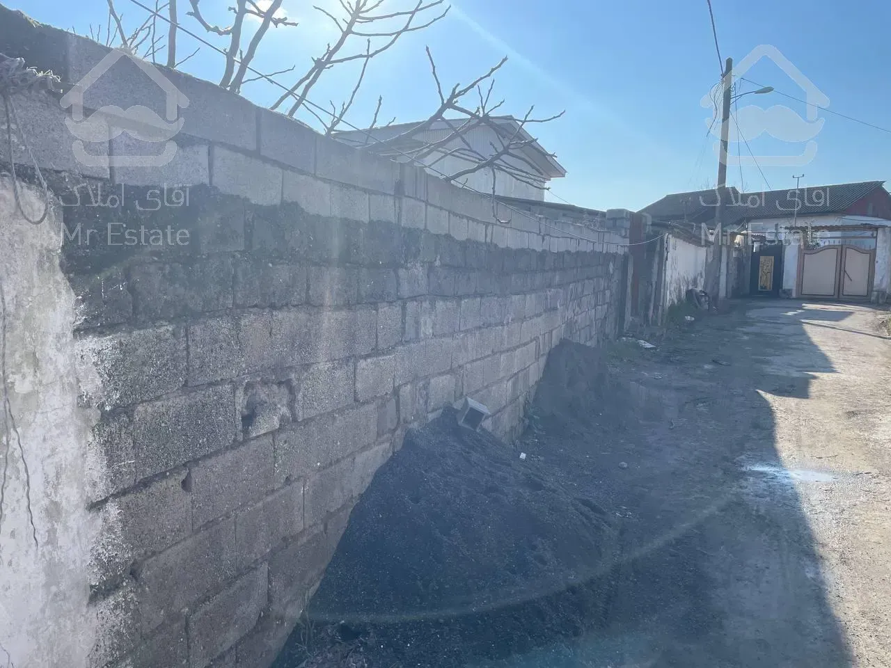 ۲۰۰متر زمین قابل ساخت با کاربری مسکونی
