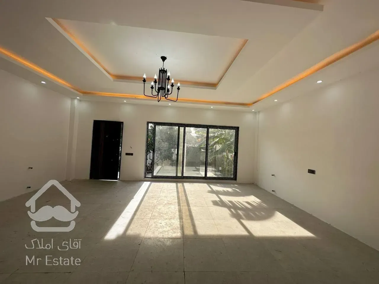 ویلا فلت نما سنگی/حیاط دنج و دلباز/مهندسی ساز