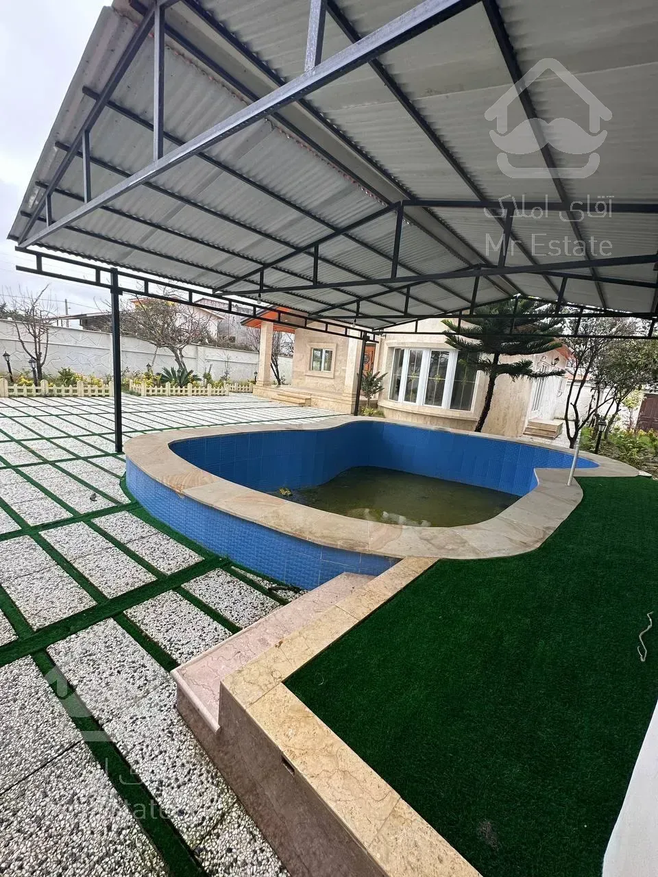 ویلا فلت ۵۳۰ متری با آلاچیق و استخر٪مهندسی ساز