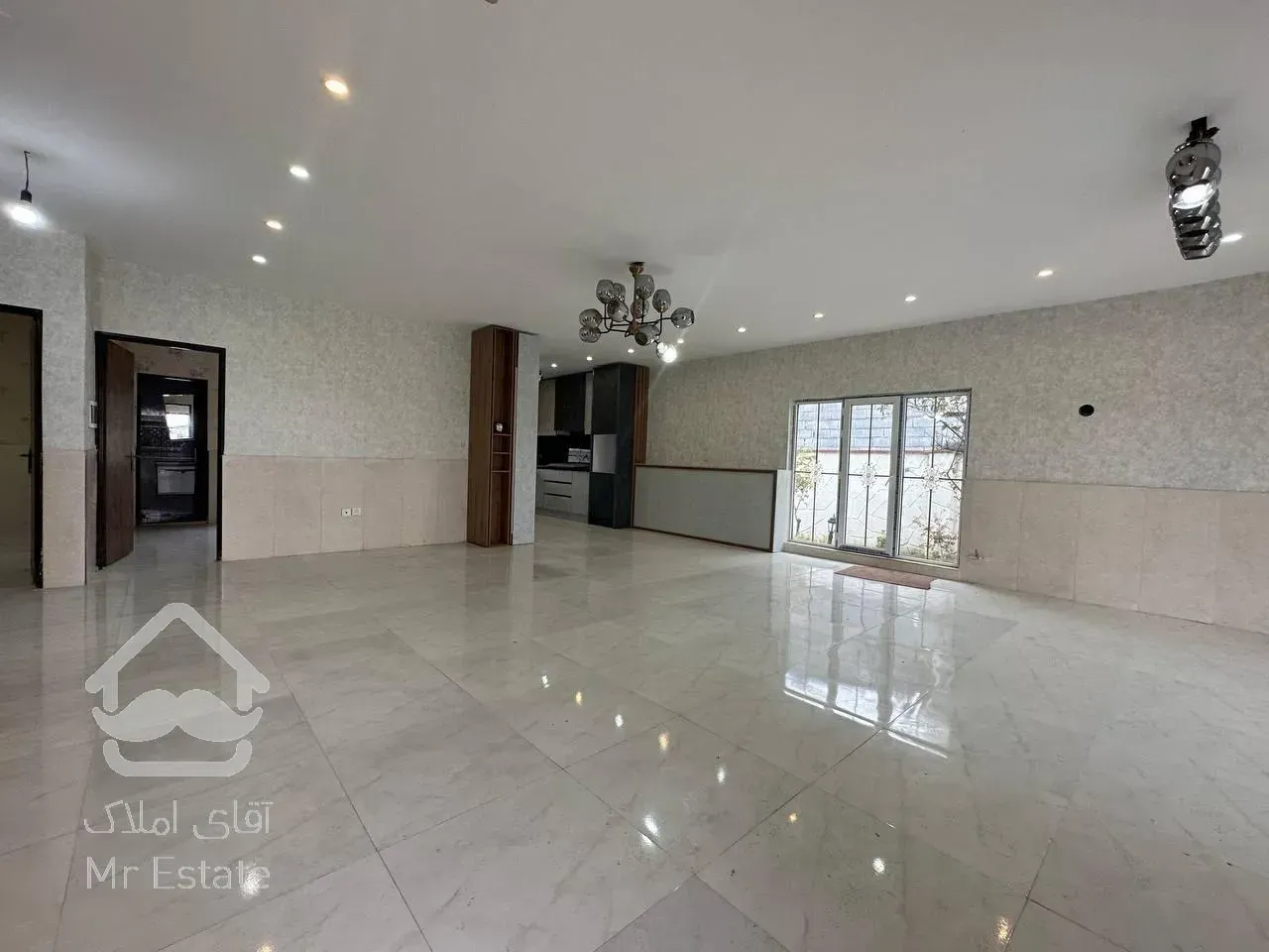 ویلا فلت ۵۳۰ متری با آلاچیق و استخر٪مهندسی ساز