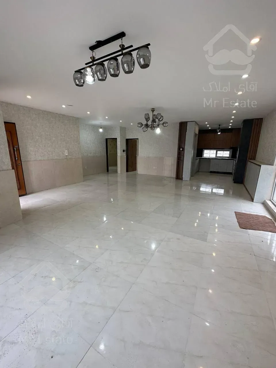 ویلا فلت ۵۳۰ متری با آلاچیق و استخر٪مهندسی ساز