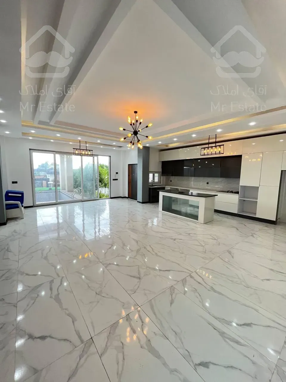 فروش ویلا تریبلکس ۳۰۰ متری در چمستان