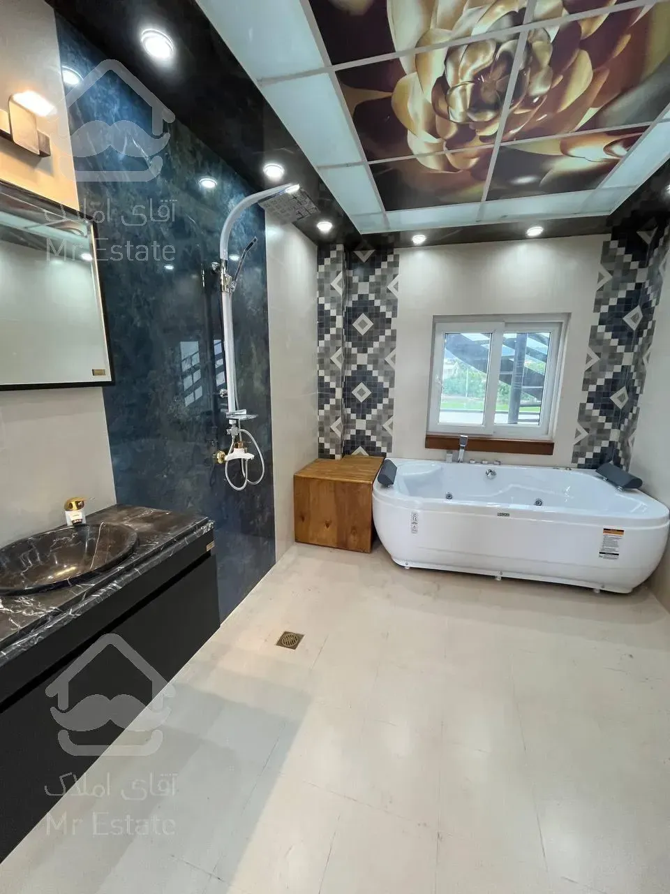 فروش ویلا تریبلکس ۳۰۰ متری در چمستان