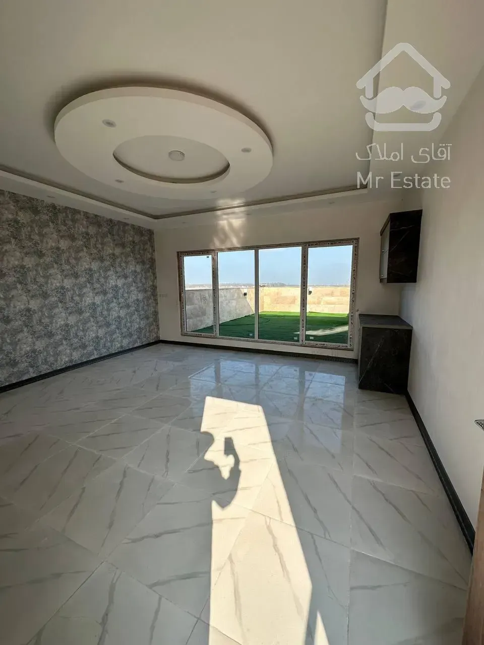 فلت نوساز/روفگاردن/تراس