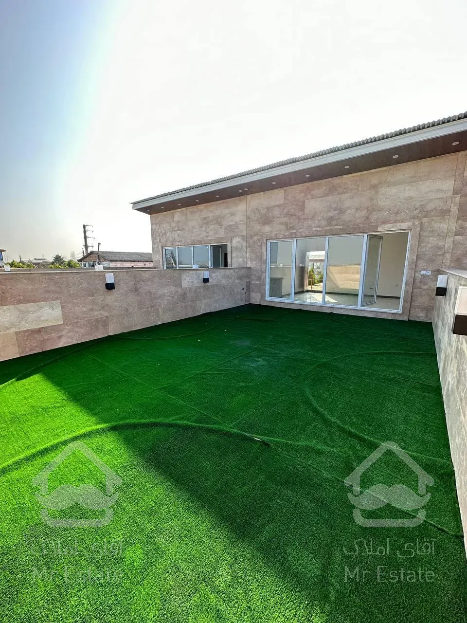 فلت نوساز/روفگاردن/تراس